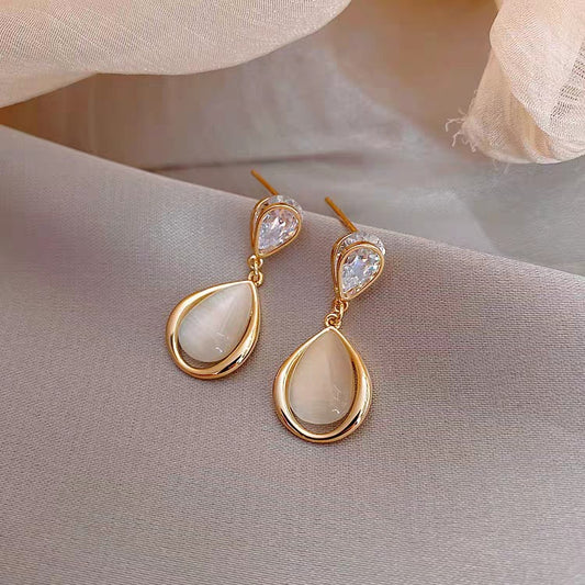 Sophisticated Drop Shaped Design Opal Earrings.