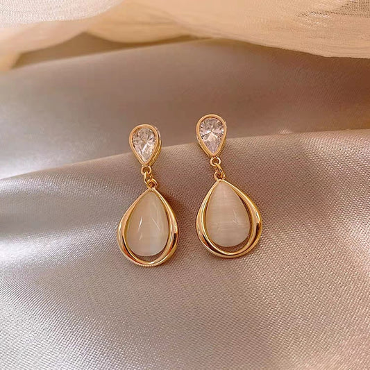 Sophisticated Drop Shaped Design Opal Earrings.