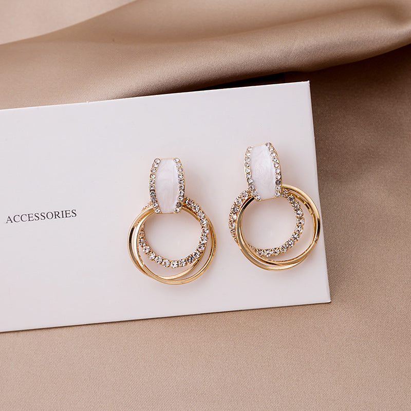 Circle Rhinestones Gold Color Earrings.