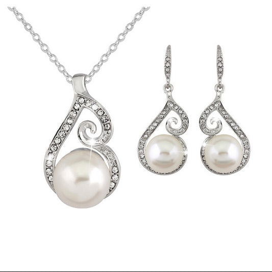 Faux Pearl Pendant Necklace/Earrings Set