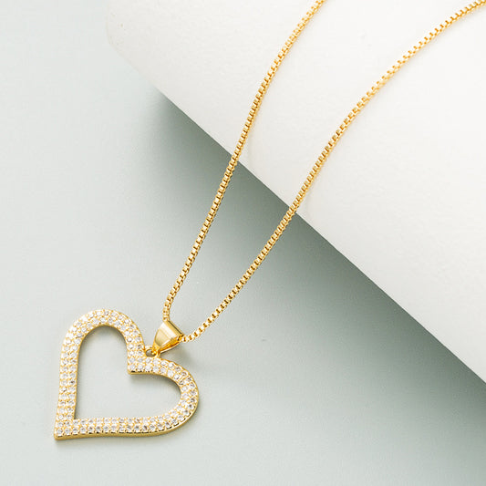 Zircon Heart Shape Pendant Design Gold Color Necklace.